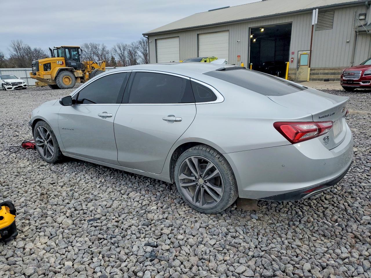 2020 CHEVROLET MALIBU PREMIER photo 3