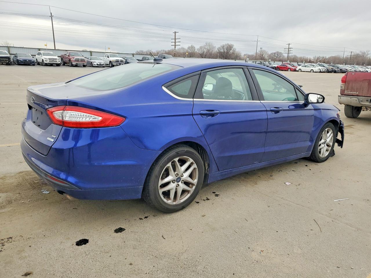 2016 FORD FUSION SE photo 5