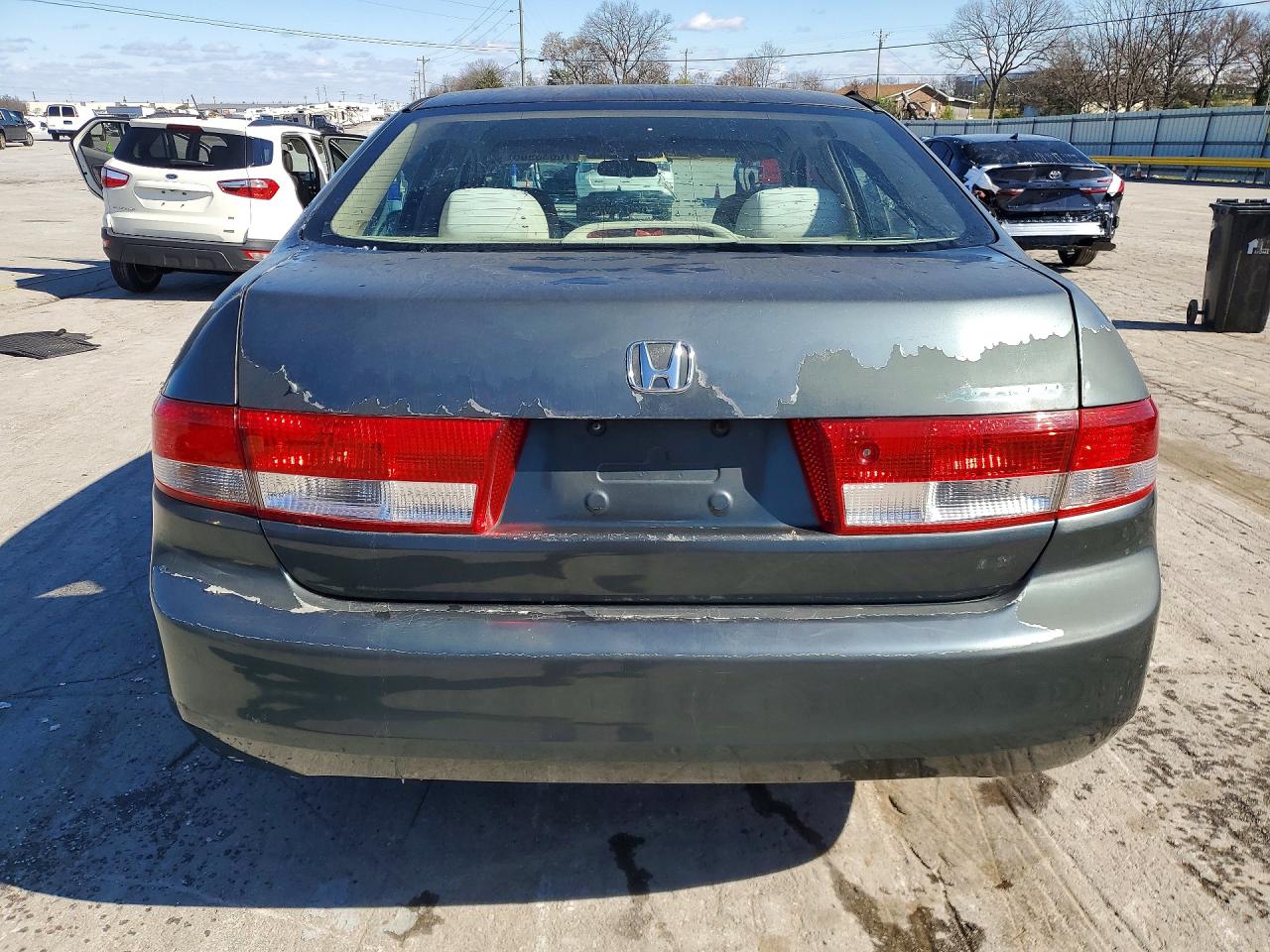 2004 HONDA ACCORD LX photo 16