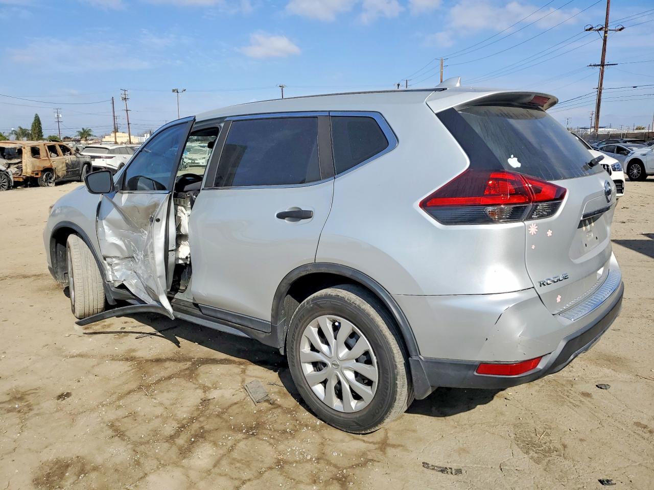 2020 NISSAN ROGUE S photo 3