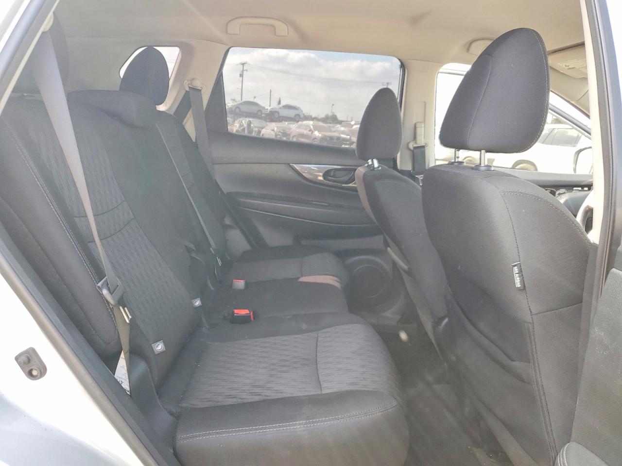 2020 NISSAN ROGUE S photo 21