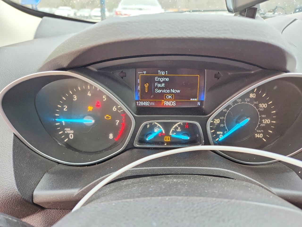 2017 FORD ESCAPE SE photo 9