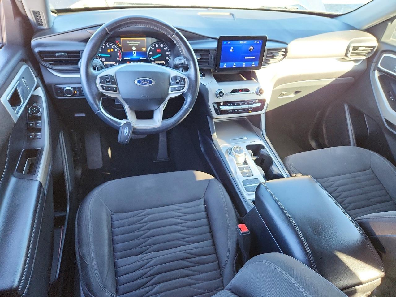2020 FORD EXPLORER XLT photo 15