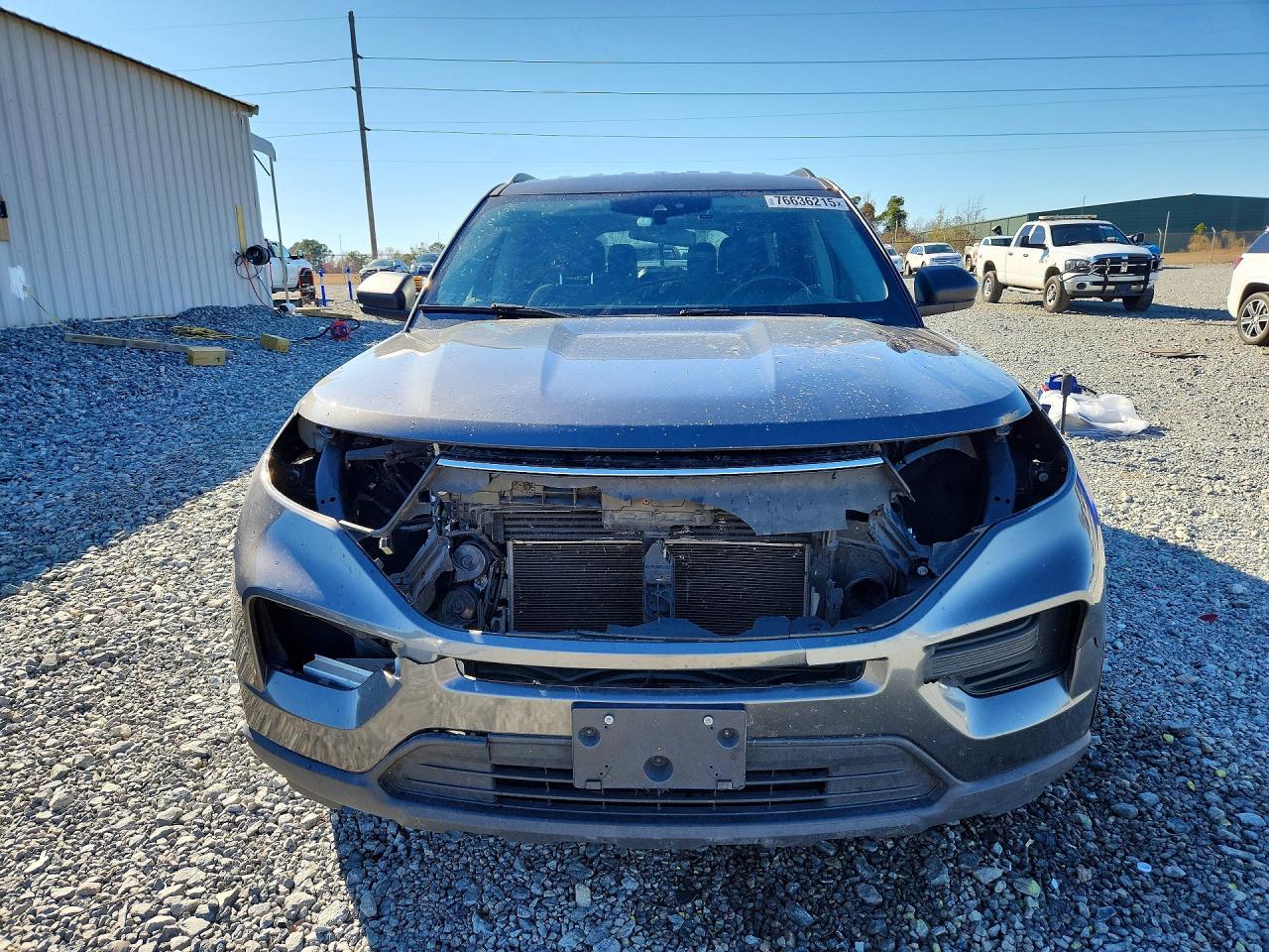 2020 FORD EXPLORER XLT photo 9
