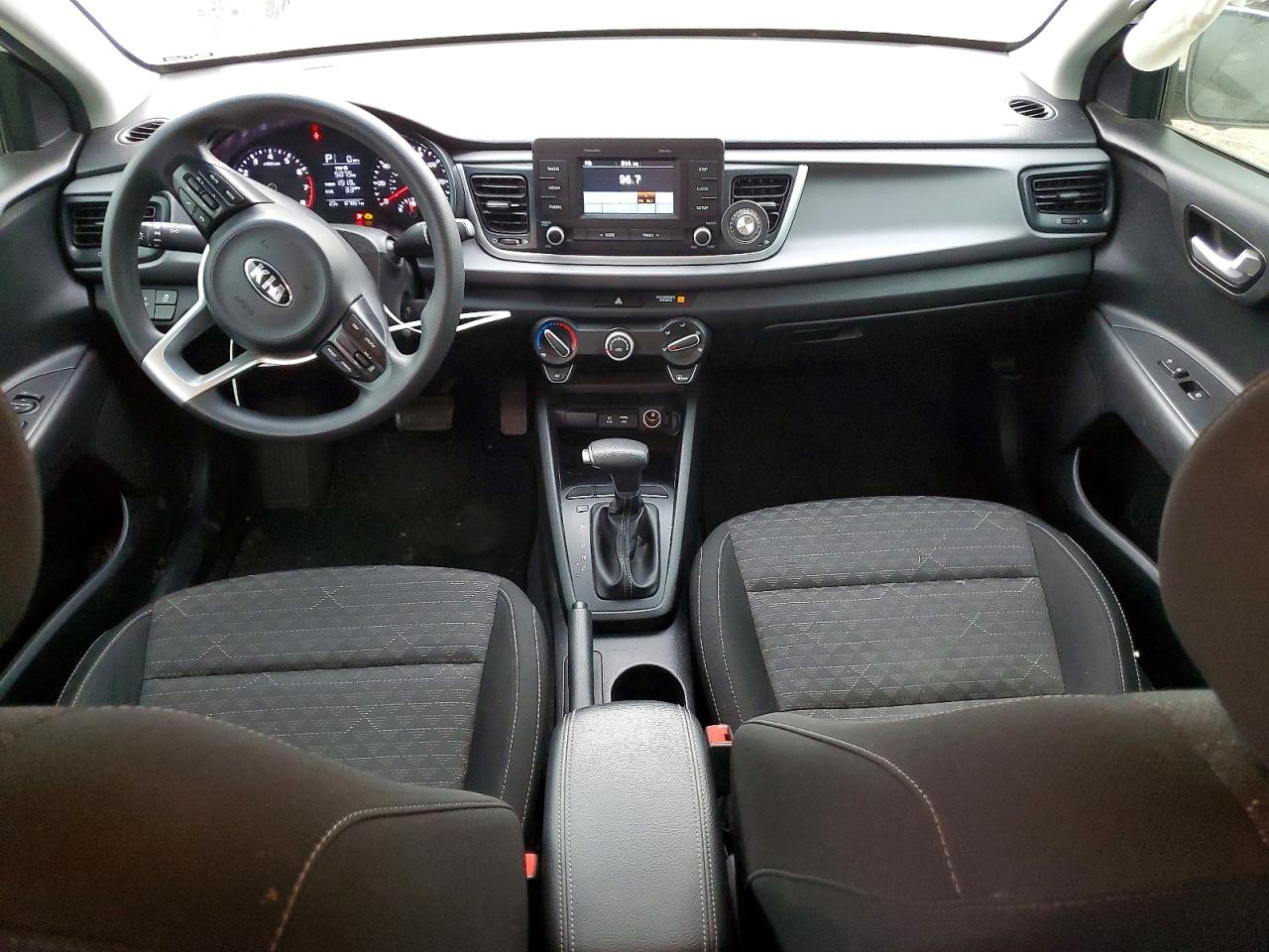 2018 KIA RIO photo 8