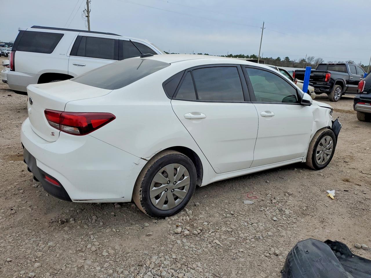 2018 KIA RIO photo 3