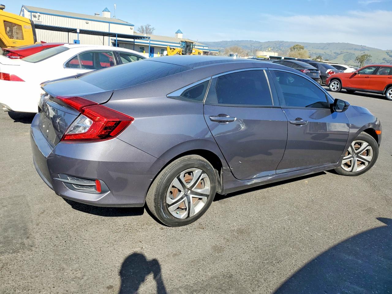 2017 HONDA CIVIC LX photo 3