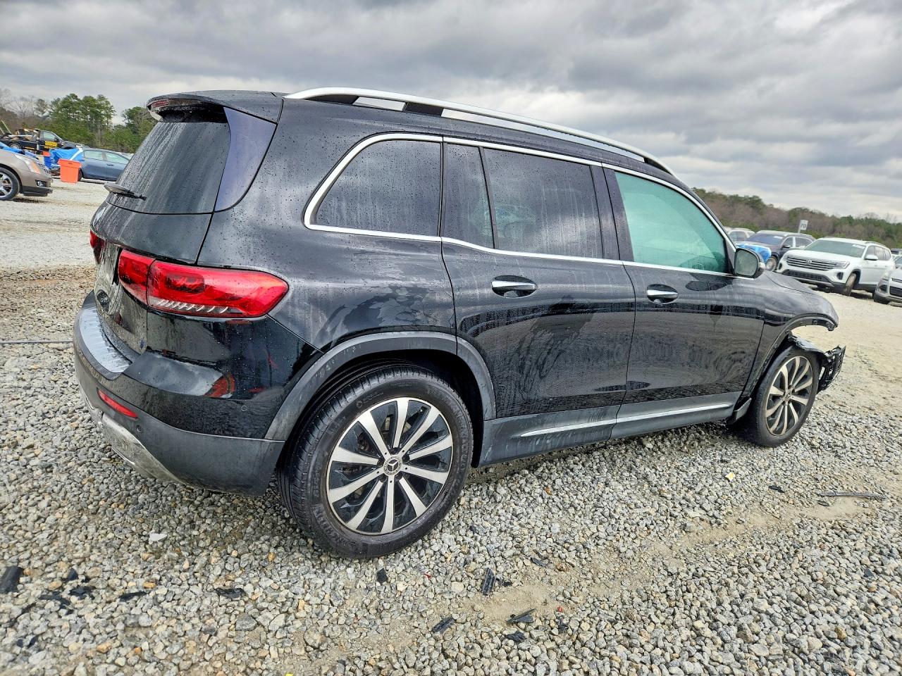 2020 MERCEDES-BENZ GLB 250 photo 3