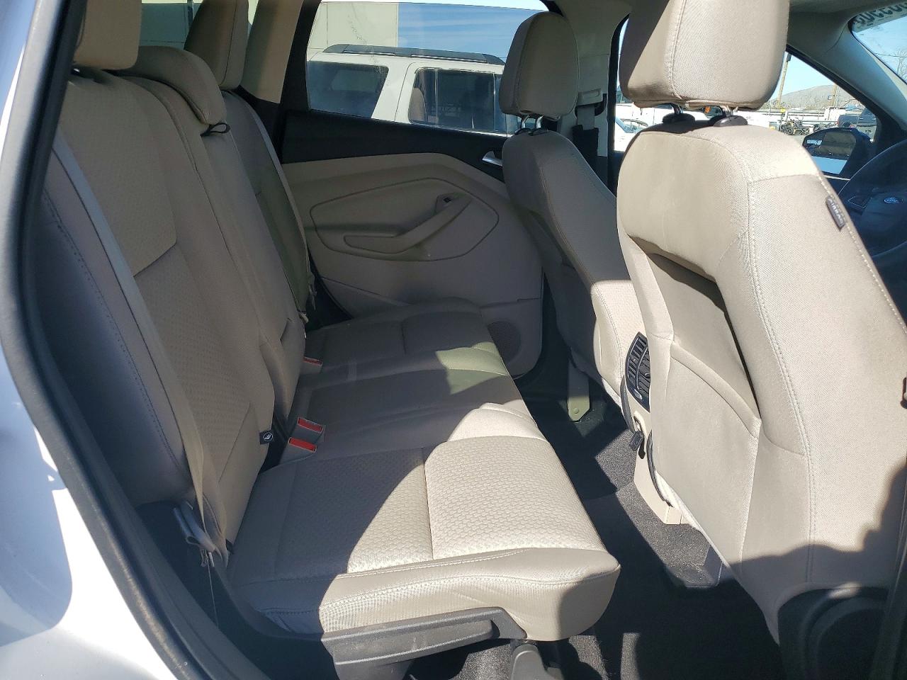 2017 FORD ESCAPE SE photo 21