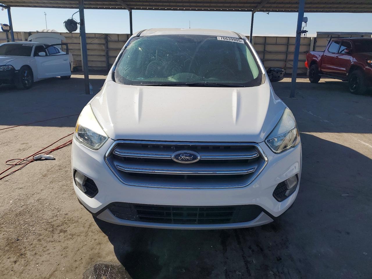 2017 FORD ESCAPE SE photo 9
