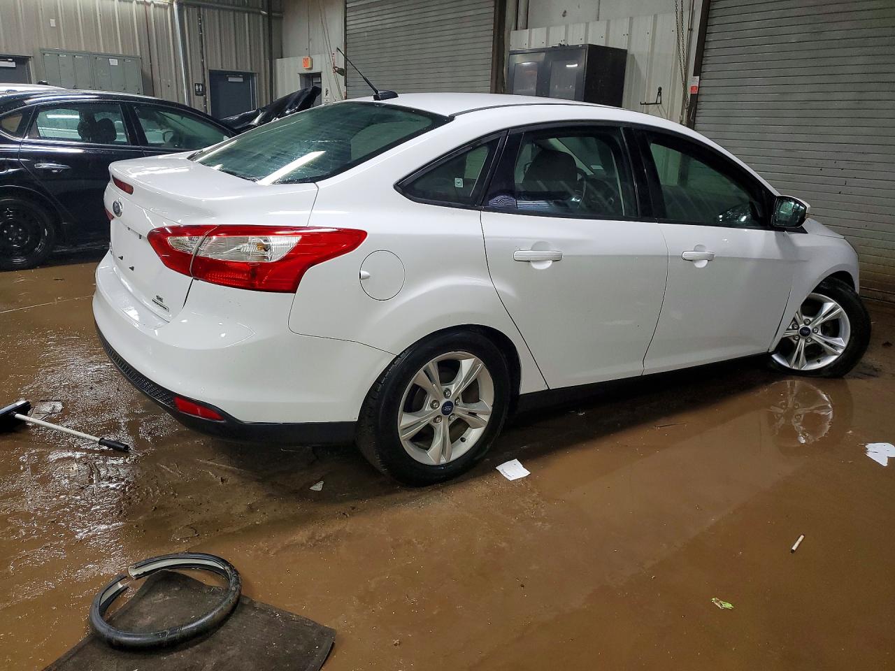 2014 FORD FOCUS SE photo 7