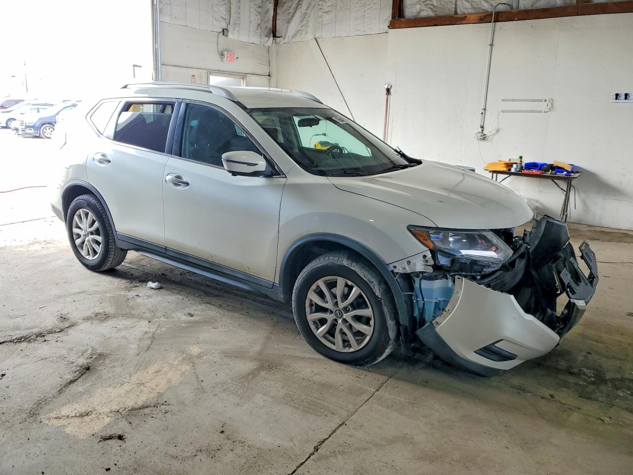 2017 NISSAN ROGUE SV photo 7
