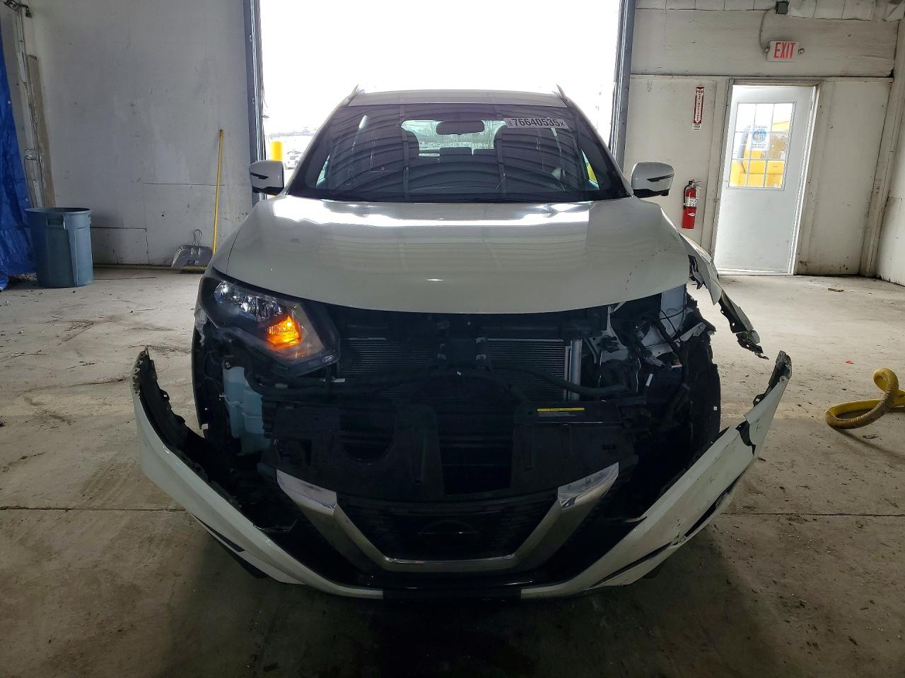 2017 NISSAN ROGUE SV photo 9