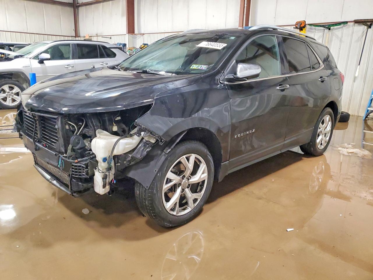2018 CHEVROLET EQUINOX PREMIER photo 2