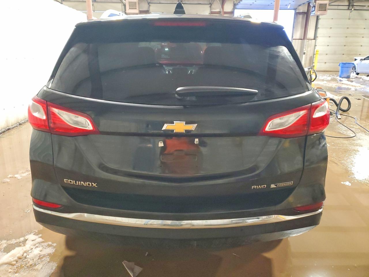 2018 CHEVROLET EQUINOX PREMIER photo 11