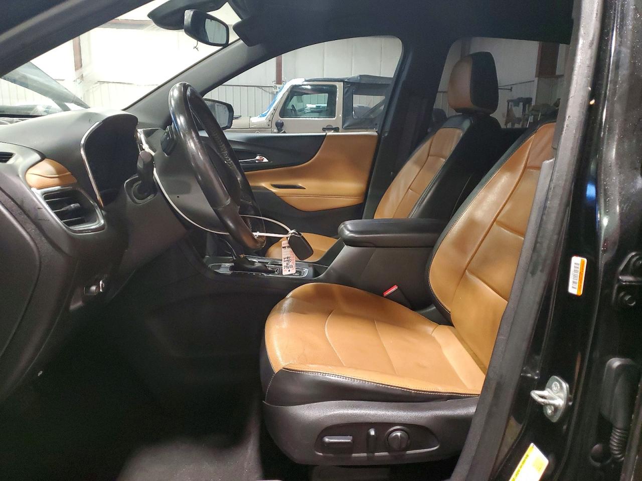 2018 CHEVROLET EQUINOX PREMIER photo 13