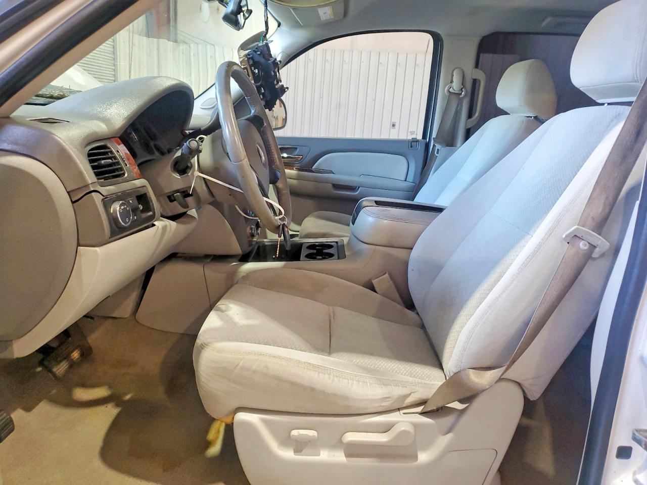 2007 CHEVROLET TAHOE C1500 photo 7