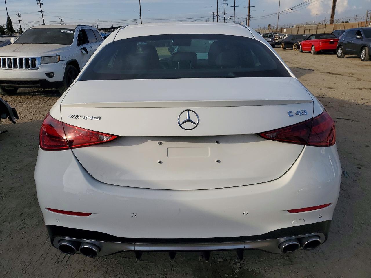 2025 MERCEDES-BENZ C 43 AMG photo 11