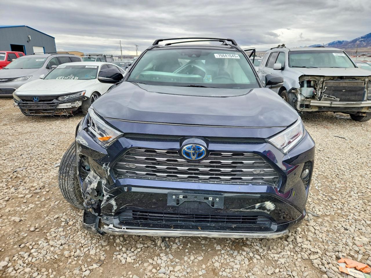 2021 TOYOTA RAV4 XSE photo 9