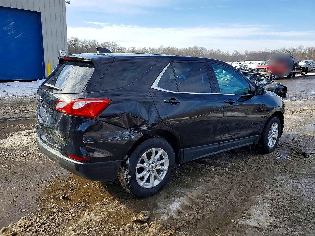 2019 CHEVROLET EQUINOX LT photo 3