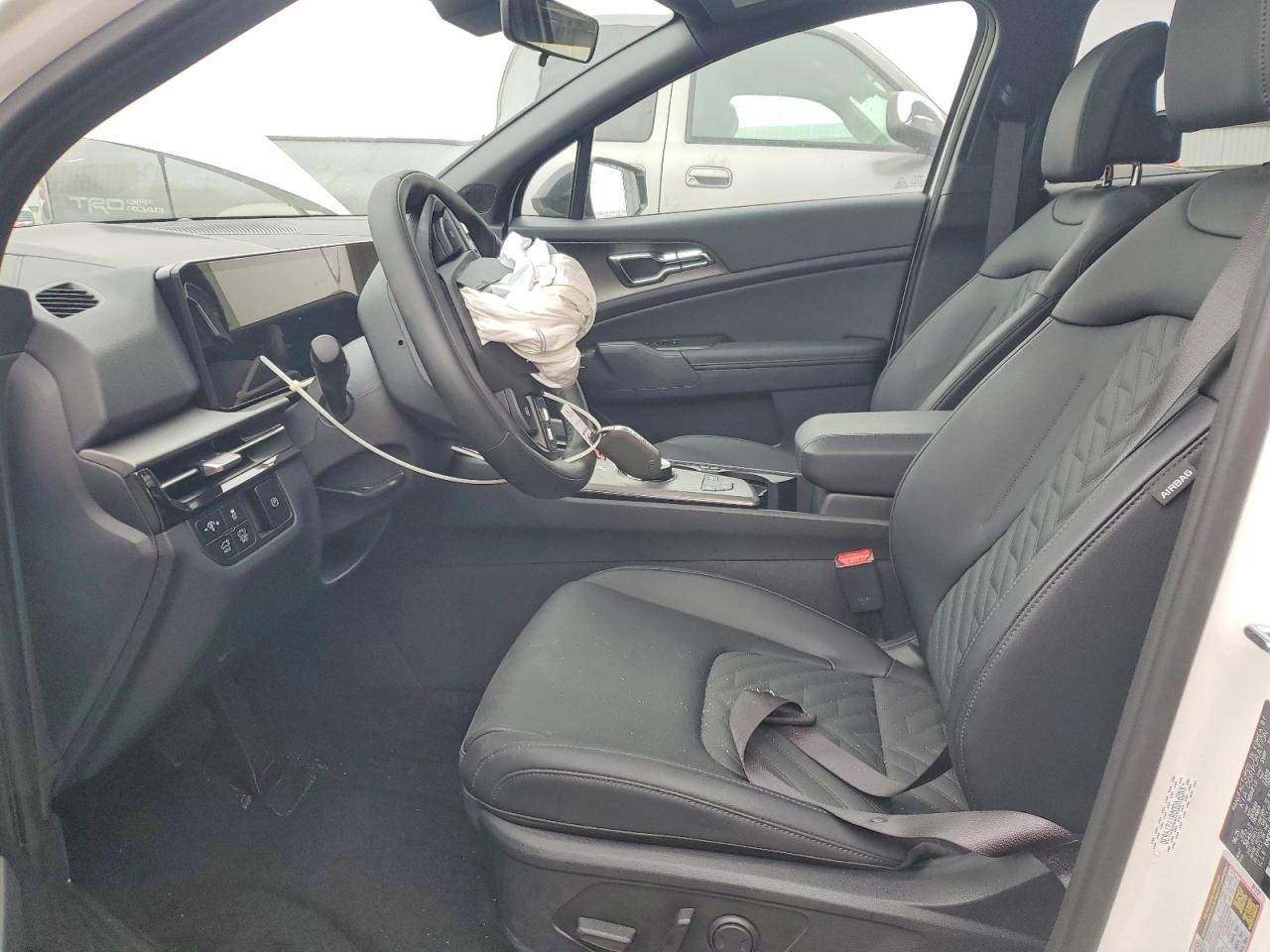2026 KIA SPORTAGE EX photo 7