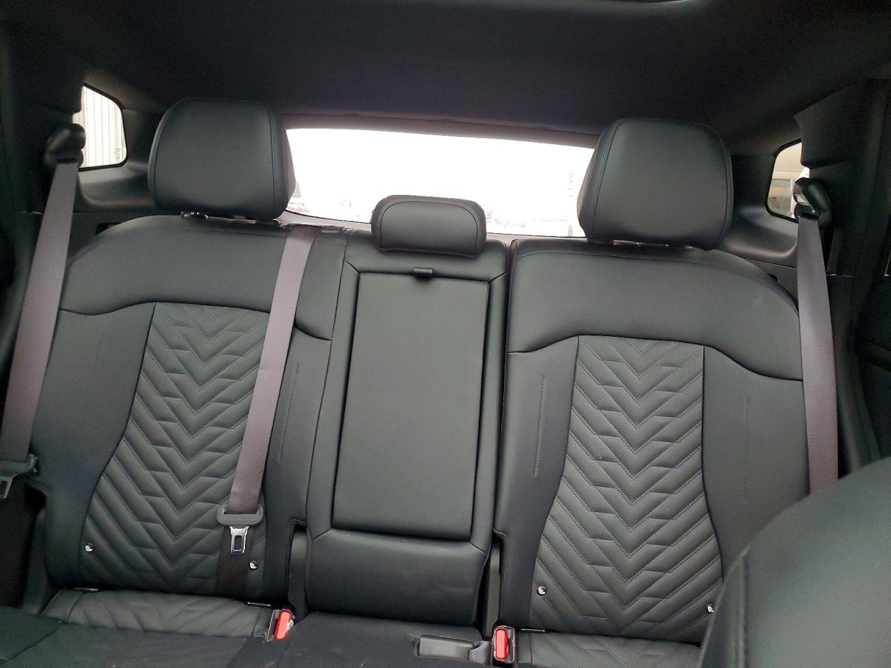 2026 KIA SPORTAGE EX photo 10
