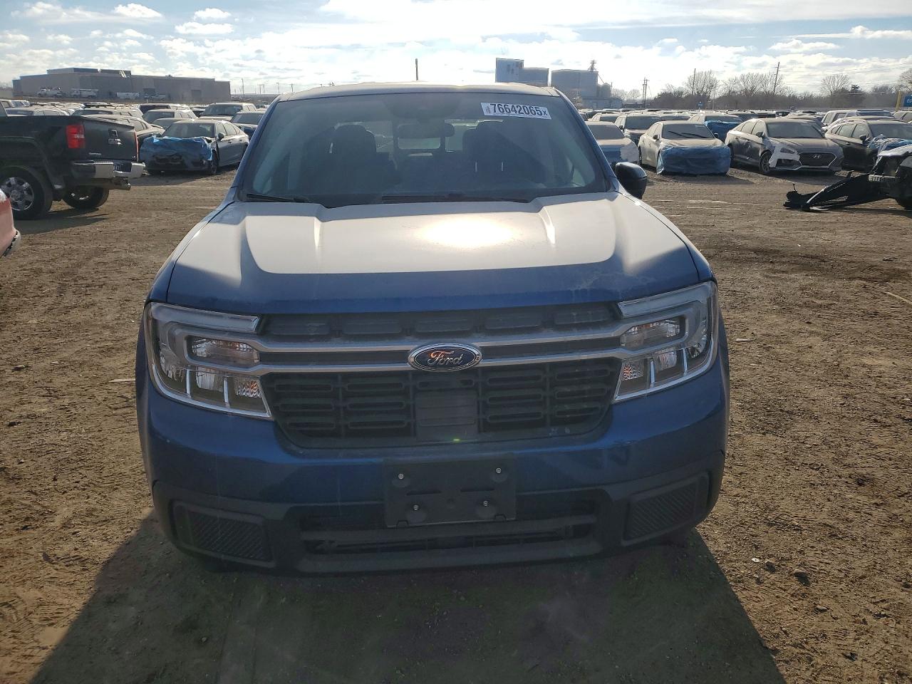 2024 FORD MAVERICK LARIAT photo 5