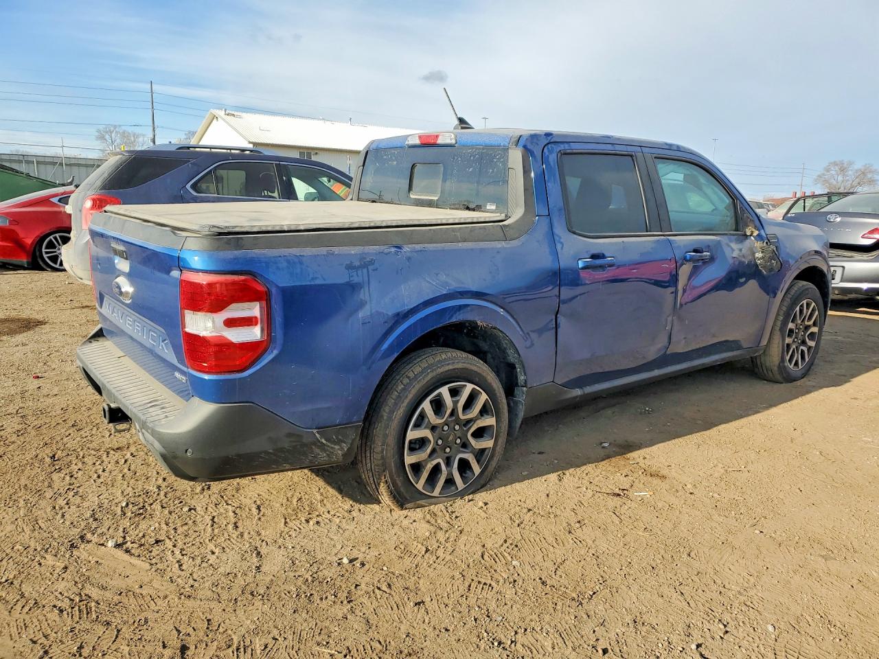2024 FORD MAVERICK LARIAT photo 3