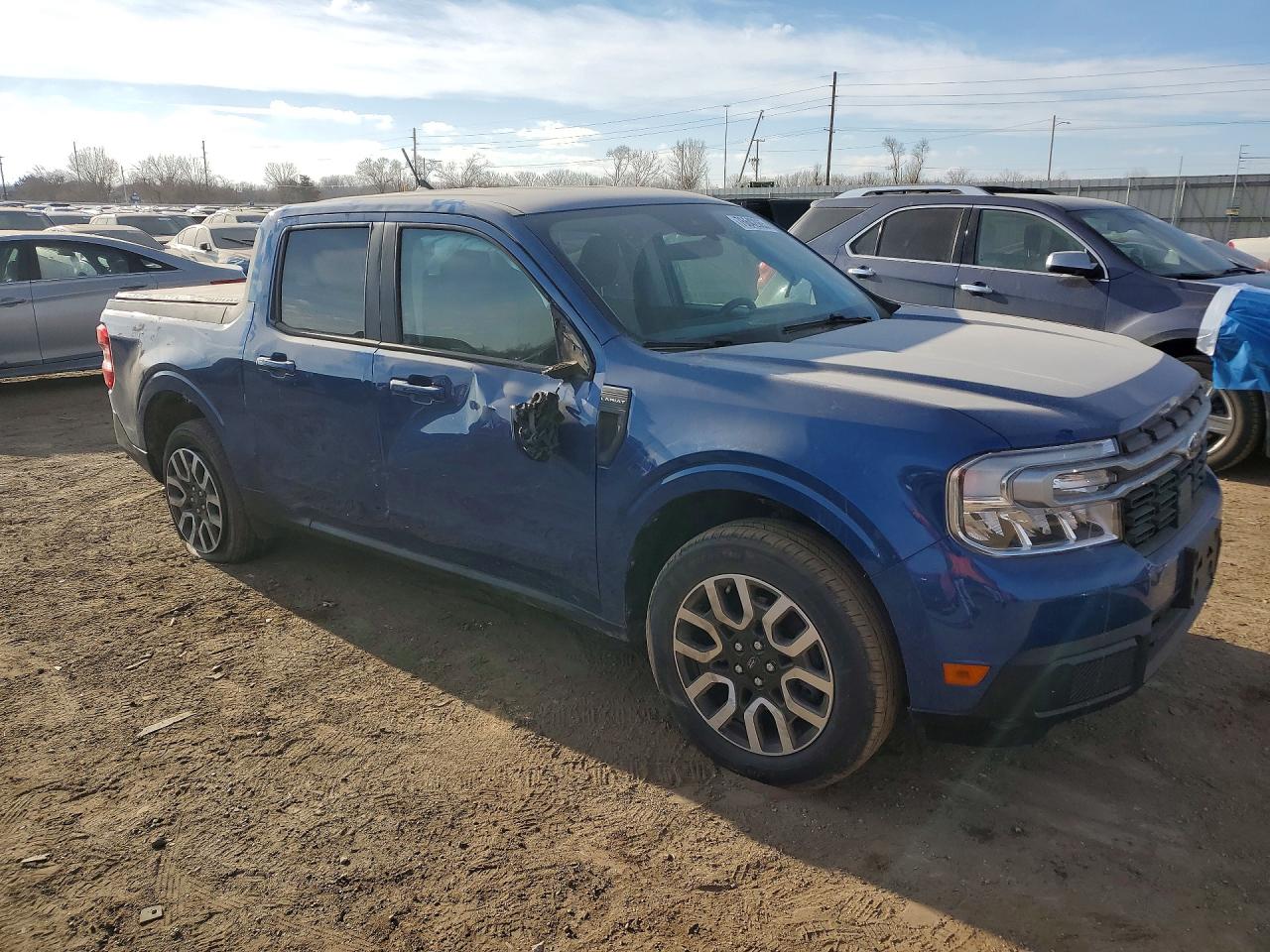 2024 FORD MAVERICK LARIAT photo 4