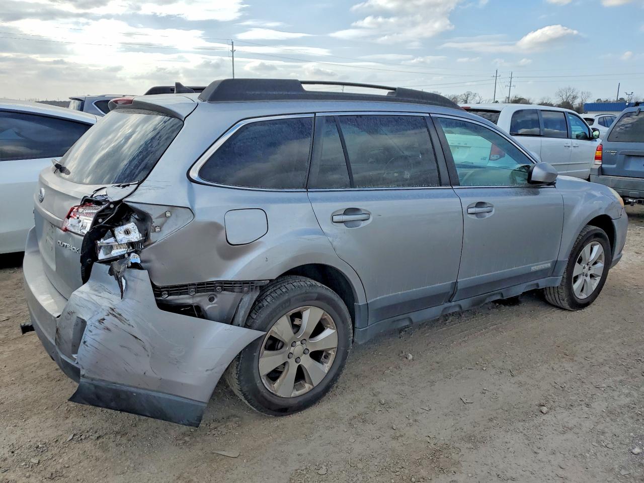 2011 SUBARU OUTBACK 2.5I LIMITED photo 3