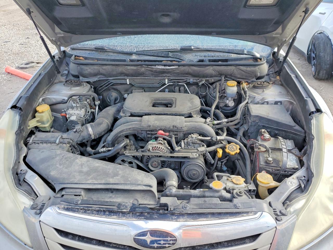 2011 SUBARU OUTBACK 2.5I LIMITED photo 12