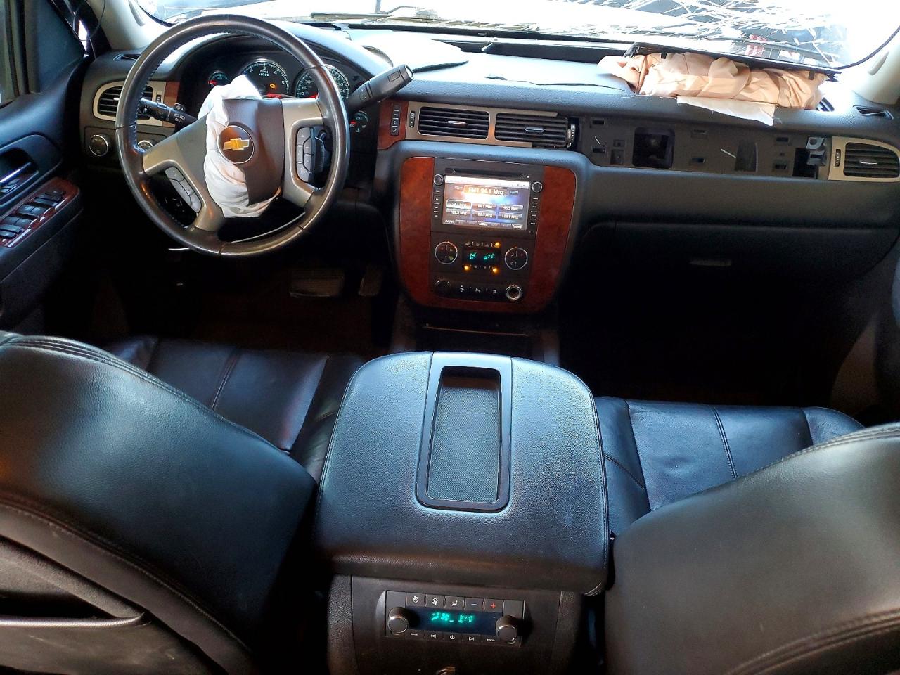 2011 CHEVROLET SUBURBAN K2500 LT photo 15