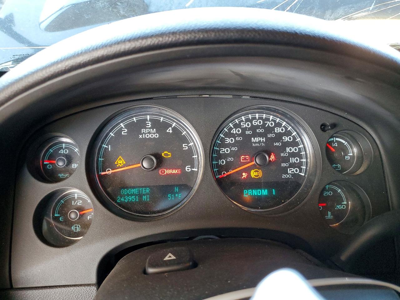 2011 CHEVROLET SUBURBAN K2500 LT photo 17
