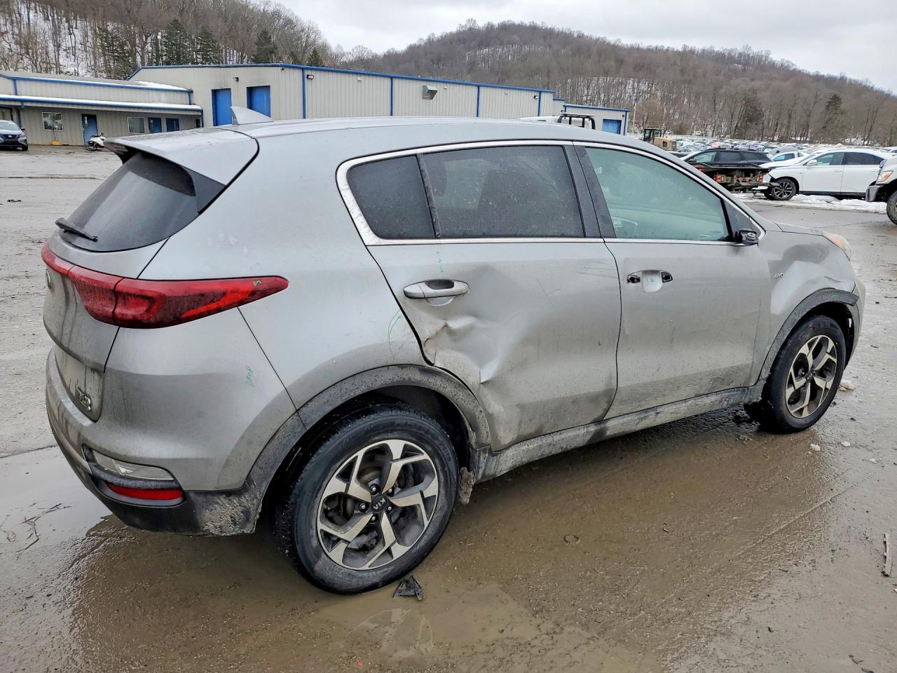 2020 KIA SPORTAGE LX photo 5