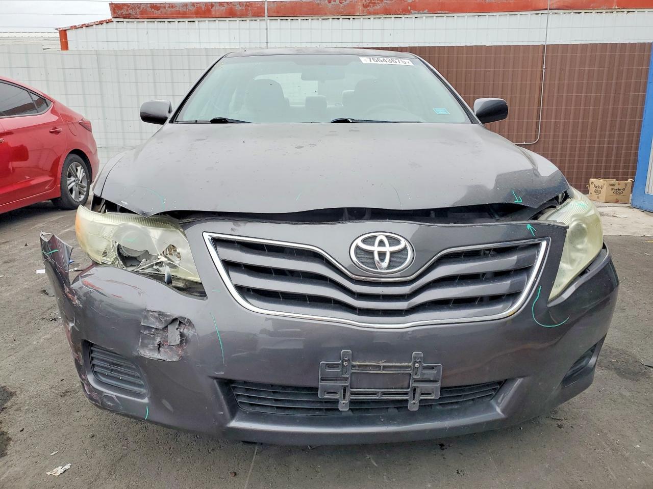 2010 TOYOTA CAMRY BASE photo 5