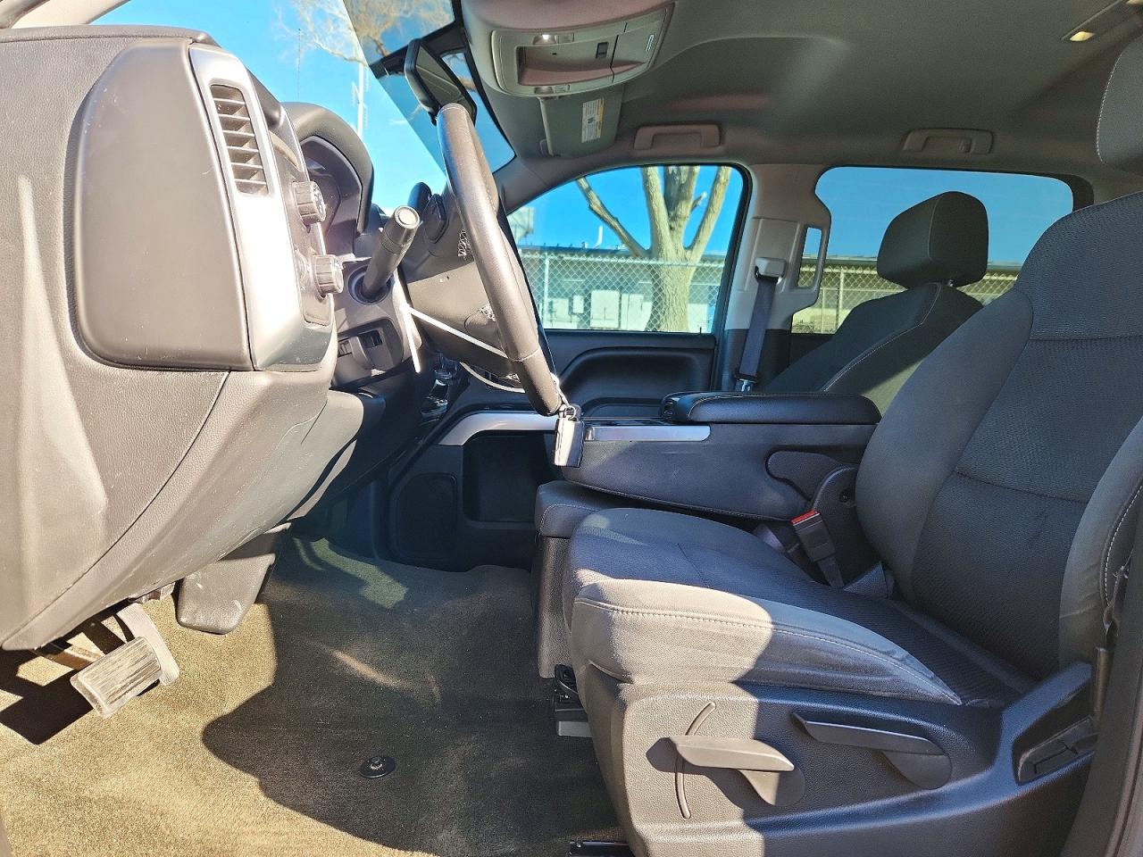 2015 CHEVROLET SILVERADO K1500 LT photo 13