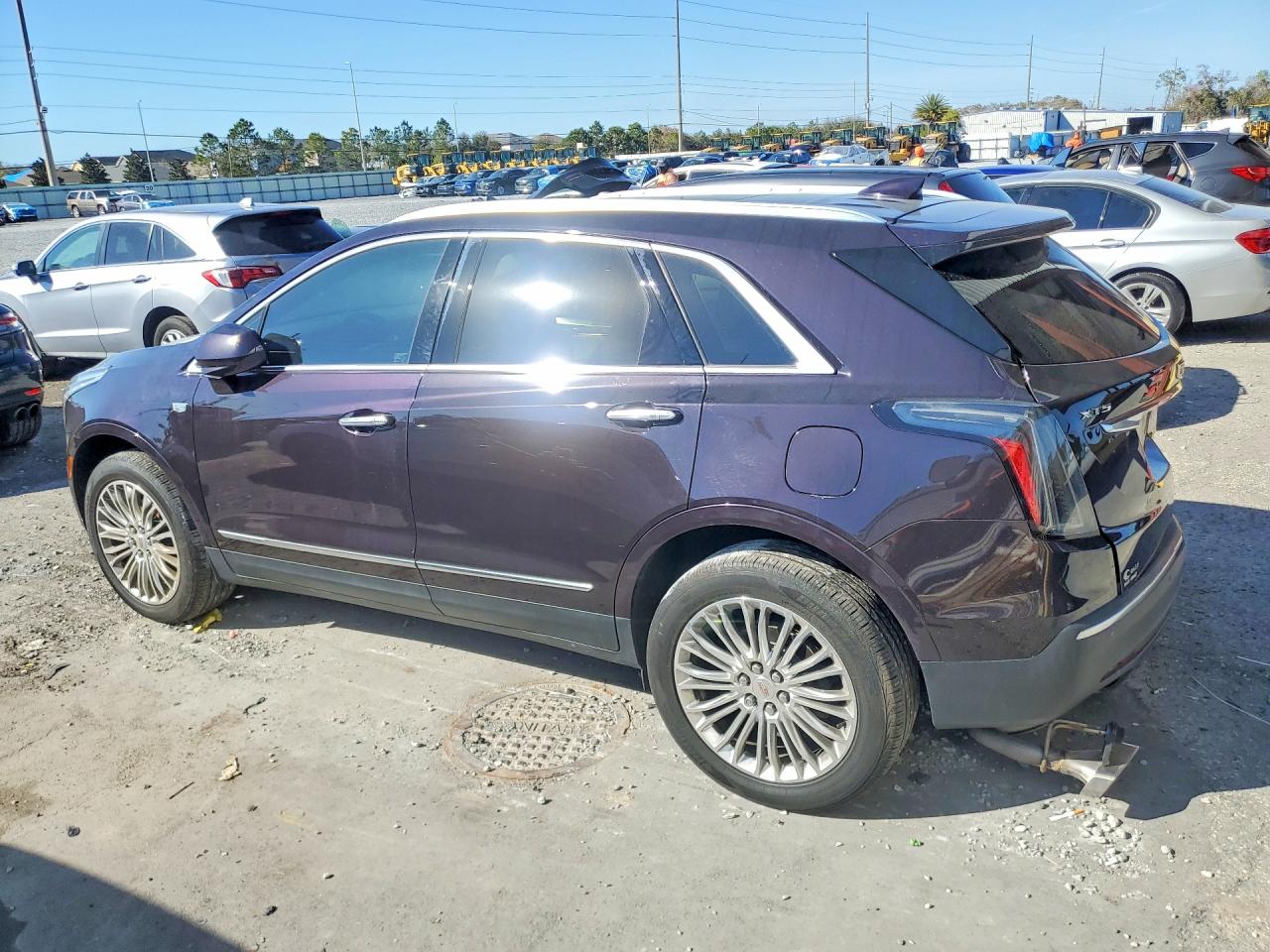 2018 CADILLAC XT5 LUXURY photo 3