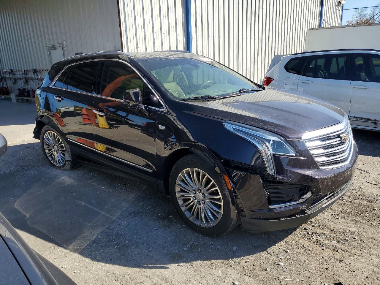 2018 CADILLAC XT5 LUXURY photo 7