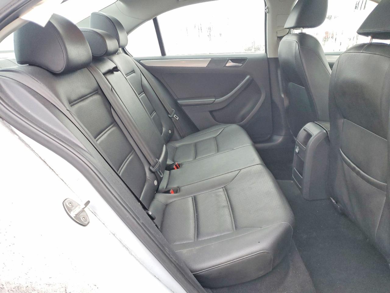 2017 VOLKSWAGEN JETTA SE photo 19