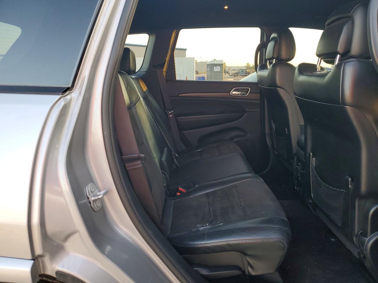 2019 JEEP GRAND CHEROKEE LAREDO photo 21