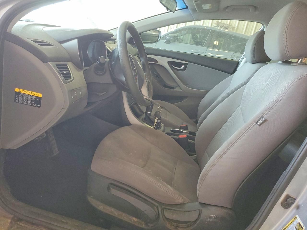 2015 HYUNDAI ELANTRA SE photo 19