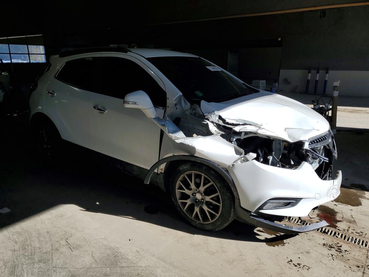 2019 BUICK ENCORE SPORT TOURING photo 4