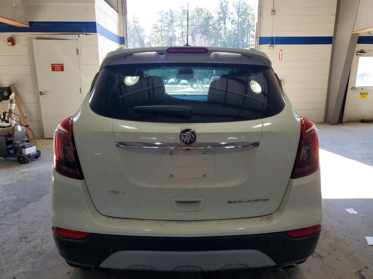 2019 BUICK ENCORE SPORT TOURING photo 6