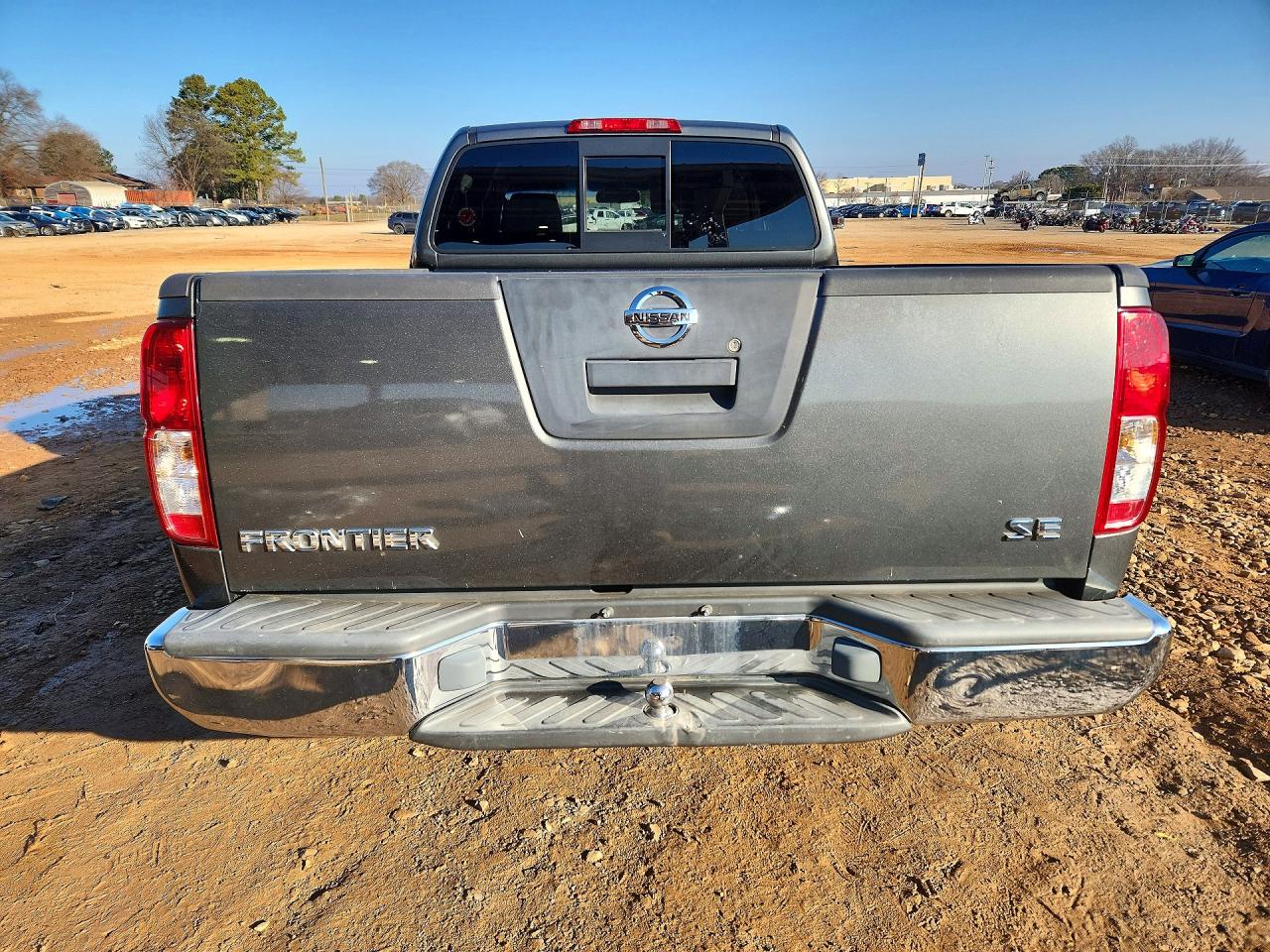 2005 NISSAN FRONTIER SE photo 11