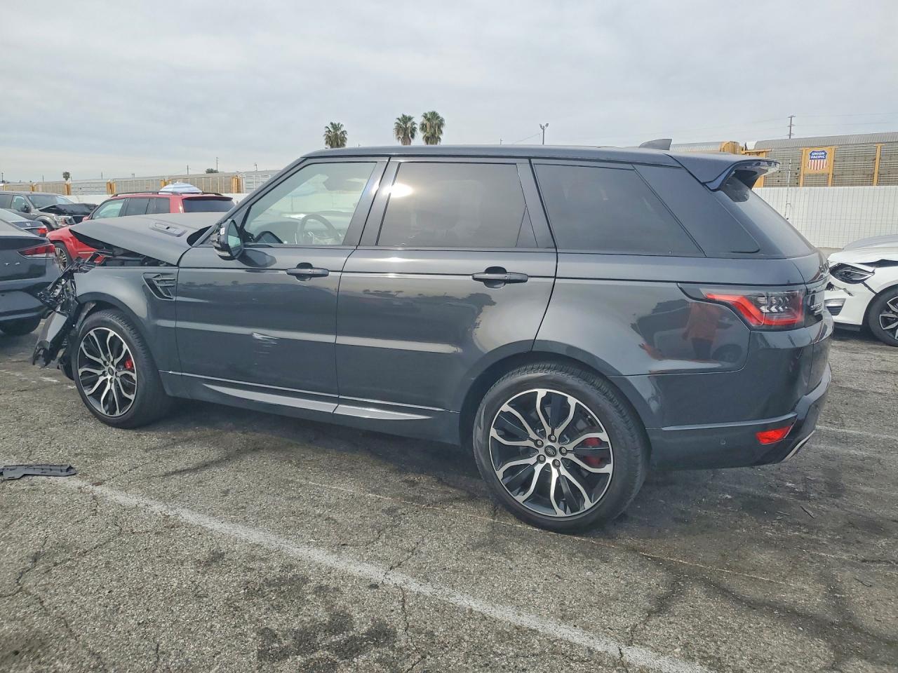 2019 LAND ROVER RANGE ROVER SPORT SUPERCHARGED DYNAMIC photo 2