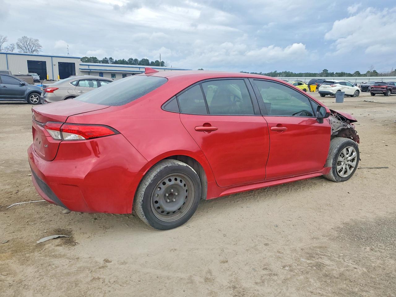 2021 TOYOTA COROLLA LE photo 3
