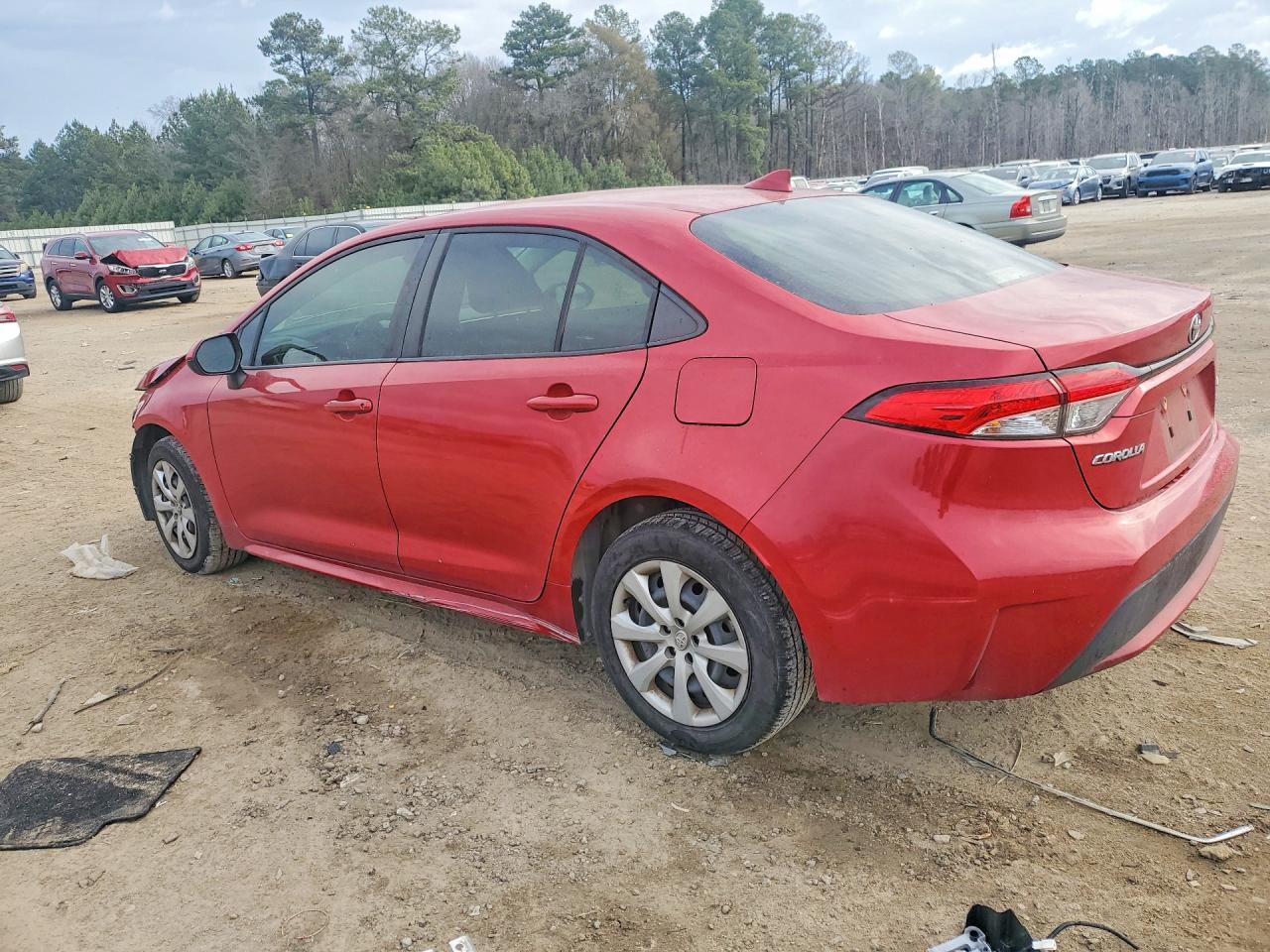 2021 TOYOTA COROLLA LE photo 2