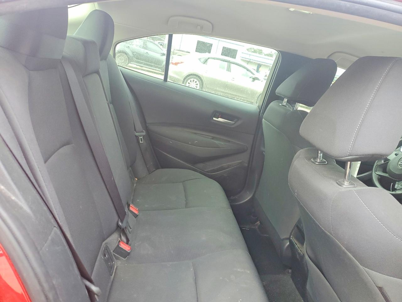 2021 TOYOTA COROLLA LE photo 10