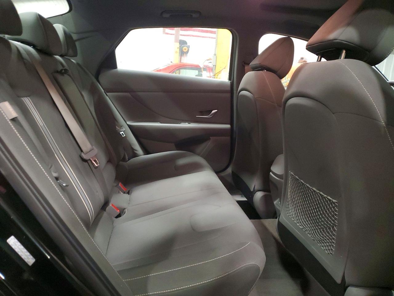 2024 HYUNDAI ELANTRA SEL photo 10