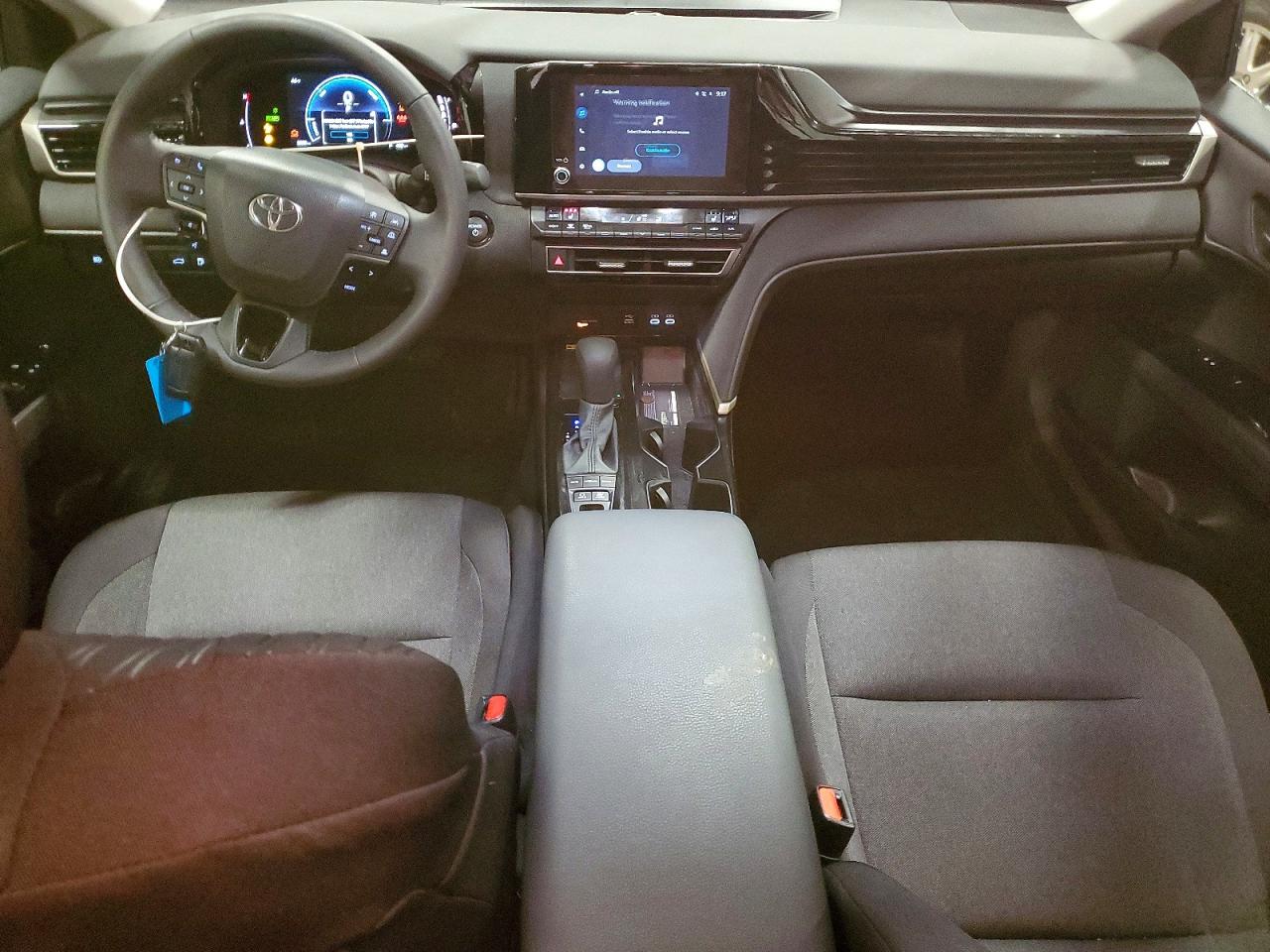 2025 TOYOTA CAMRY XSE photo 8